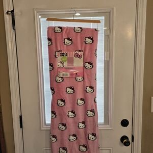 Hello Kitty Pink Twin Blanket